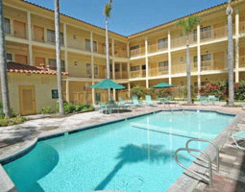 La Quinta By Wyndham Orange County Airport Hotel Santa Ana Létesítmények fotó