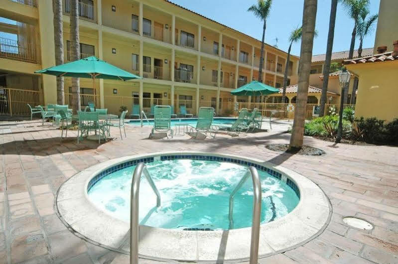 La Quinta By Wyndham Orange County Airport Hotel Santa Ana Kültér fotó